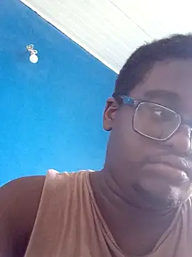 Snapshot of Jeanlaurent972 chatting on 11/11/25, 02:45 Jeanlaurent972 online show from 11/11/25, 02:45