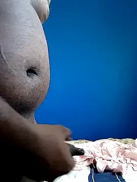 Snapshot of Jeanlaurent972 chatting on 11/19/25, 04:51 Jeanlaurent972 online show from 11/19/25, 04:51