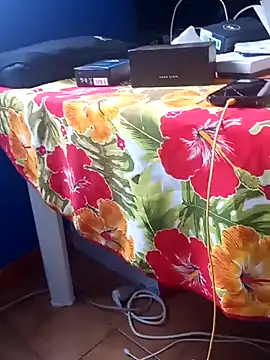 Snapshot of Jeanlaurent972 chatting on 03/17/25, 09:35 Jeanlaurent972 online show from 03/17/25, 09:35