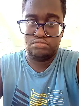 Snapshot of Jeanlaurent972 chatting on 02/14/26, 09:04 Jeanlaurent972 online show from 02/14/26, 09:04