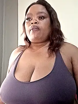 Snapshot of hugemelonsxxx chatting on 05/22/26, 10:24 hugemelonsxxx online show from 05/22/26, 10:24