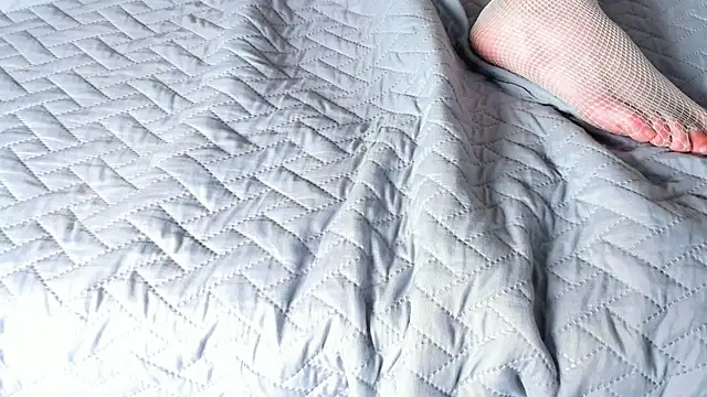 LiaFlowers online show from 02/26/25, 06:08