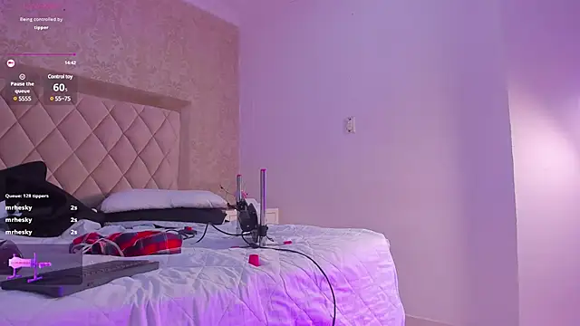 LiaFlowers online show from 01/14/25, 01:26