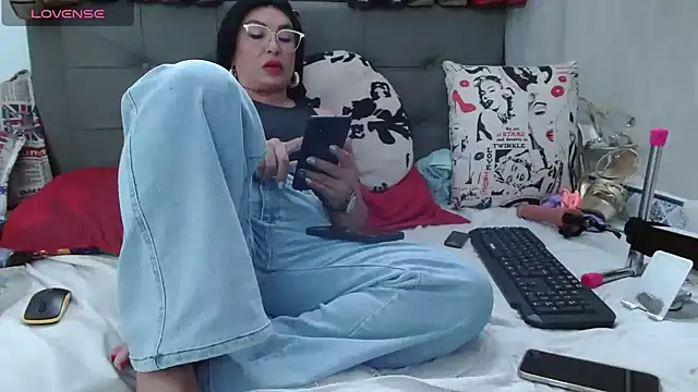 katysquirtdirty online show from 06/04/26, 07:40