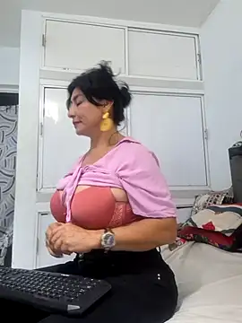katysquirtdirty online show from 05/23/26, 11:37