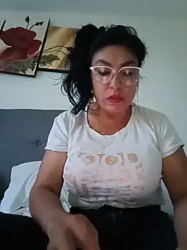 katysquirtdirty online show from 05/17/26, 11:16