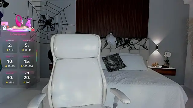 Emma23   online show from 10/26/25, 06:58