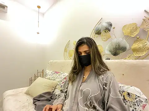 MaYaa  11 online show from 04/10/26, 06:53