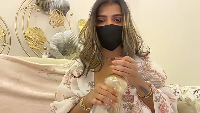 MaYaa  11 online show from 06/11/26, 11:29