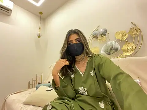 MaYaa  11 online show from 03/11/26, 06:07