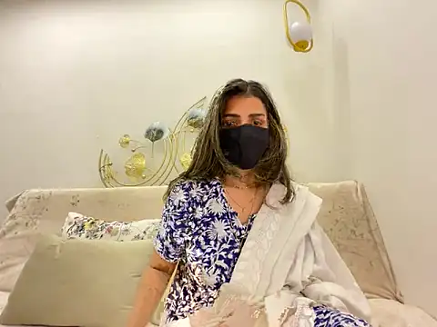 MaYaa  11 online show from 02/25/26, 07:19