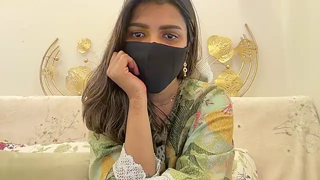 MaYaa  11 online show from 05/06/26, 07:23