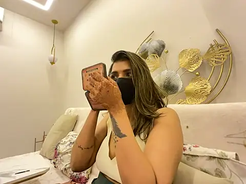 MaYaa  11 online show from 04/28/26, 07:02