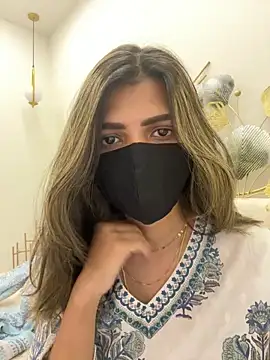 MaYaa  11 online show from 02/18/26, 07:17