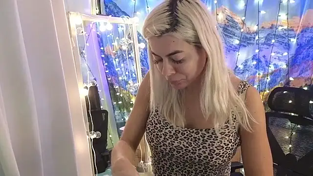 cunty tranny lydia online show from 02/06/26, 04:41