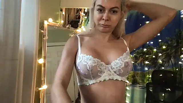 Snapshot of cunty_tranny_lydia chatting on 07/14/26, 03:51 cunty tranny lydia online show from 07/14/26, 03:51