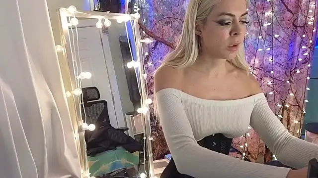 cunty tranny lydia online show from 03/08/26, 05:44