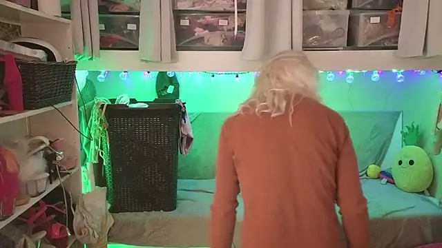 cunty tranny lydia online show from 12/05/25, 06:56