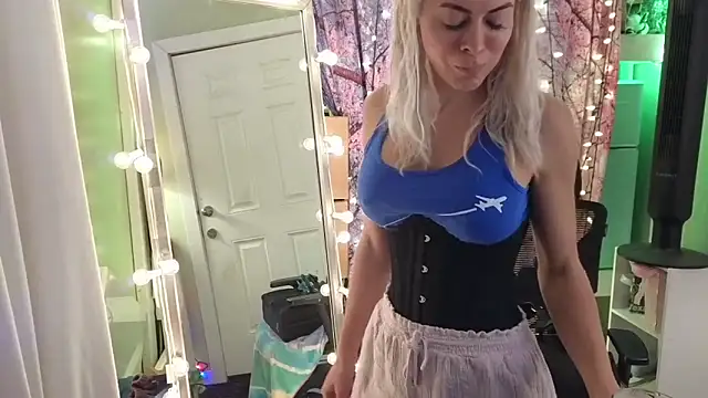 cunty tranny lydia online show from 04/10/26, 04:41