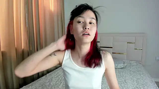 Lola Peach online show from 06/01/26, 02:34