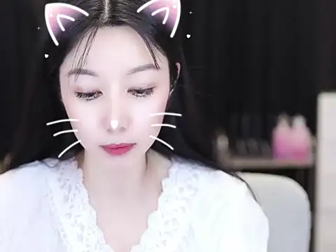 Nuyoah-77 online show from 09/30/25, 04:02