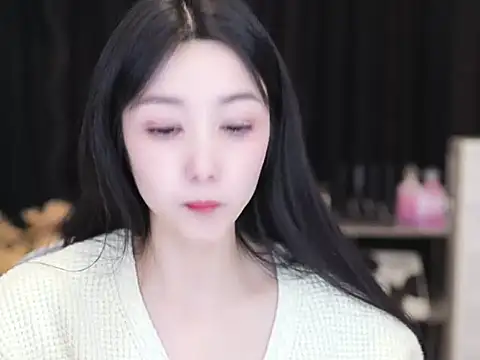 Nuyoah-77 online show from 11/02/25, 02:00