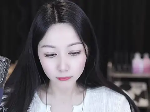 Nuyoah-77 online show from 03/28/26, 01:56