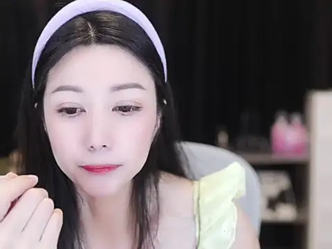 Nuyoah-77 online show from 10/07/25, 03:57