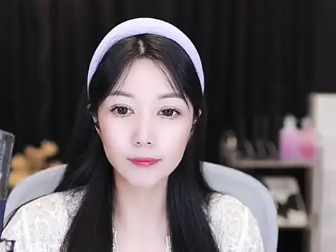 Nuyoah-77 online show from 09/12/25, 05:13