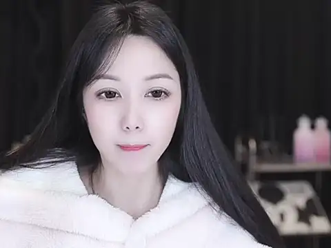 Nuyoah-77 online show from 02/08/26, 03:10