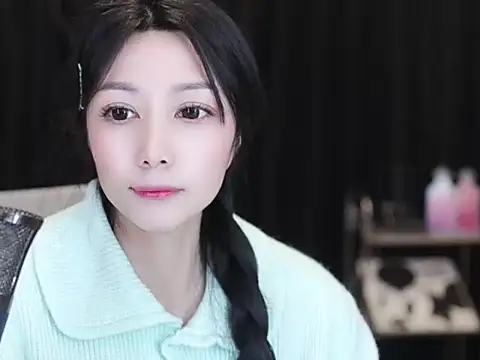 Nuyoah-77 online show from 01/14/26, 01:59