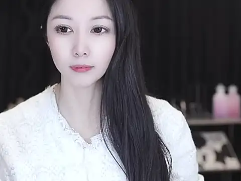 Nuyoah-77 online show from 02/13/26, 04:18