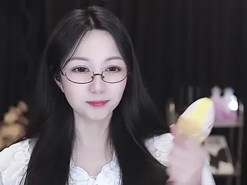 Nuyoah-77 online show from 02/24/26, 03:02