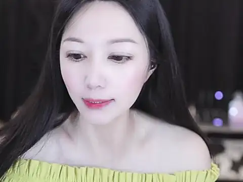 Nuyoah-77 online show from 04/10/26, 05:58