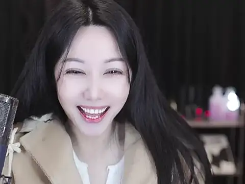 Nuyoah-77 online show from 03/04/26, 06:15