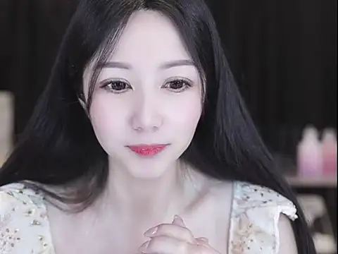 Nuyoah-77 online show from 04/12/26, 05:33