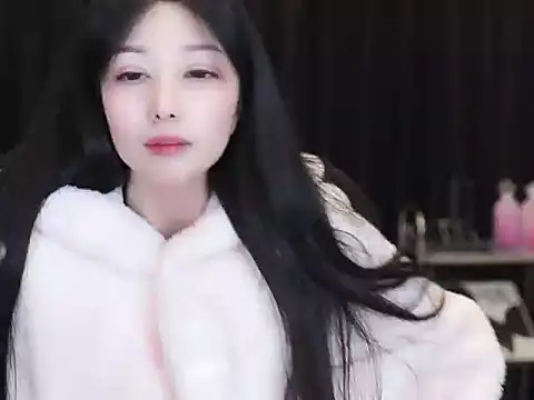 Nuyoah-77 online show from 01/12/26, 01:18