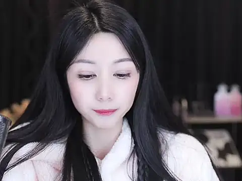 Nuyoah-77 online show from 01/15/26, 02:31