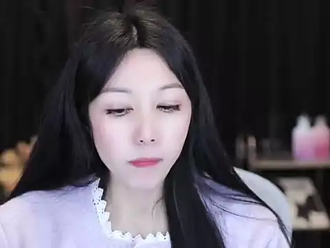 Nuyoah-77 online show from 01/17/26, 03:59