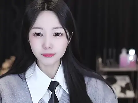 Nuyoah-77 online show from 03/08/26, 07:44