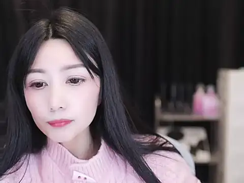 Nuyoah-77 online show from 11/18/25, 04:32