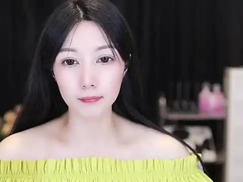 Nuyoah-77 online show from 10/05/25, 04:09