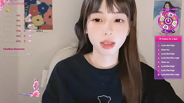 -Hottie online show from 11/04/25, 04:22