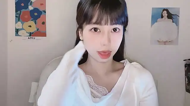 -Hottie online show from 11/12/25, 04:11