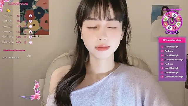 -Hottie online show from 10/24/25, 04:17