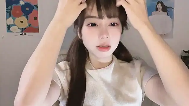 -Hottie online show from 10/21/25, 06:35