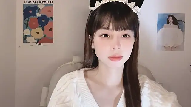 -Hottie online show from 11/13/25, 04:11