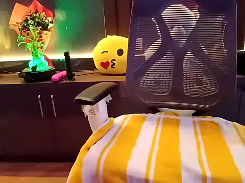 GoldnessAishu online show from 01/28/25, 07:42