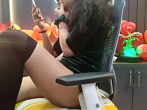 GoldnessAishu online show from 02/04/25, 09:41