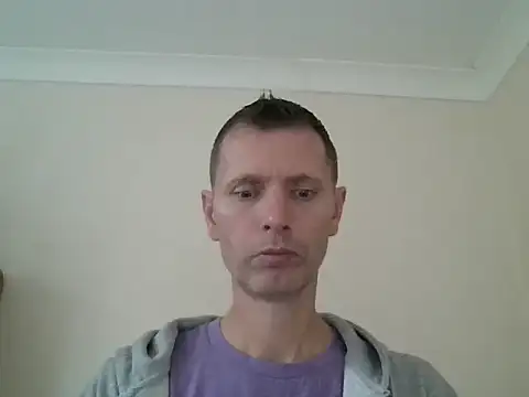 Snapshot of MarcusMaxx chatting on 11/29/25, 12:05 MarcusMaxx online show from 11/29/25, 12:05